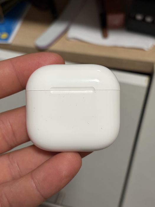 AirPods 4 cu Active Noise Cancellation – IMPECABILE