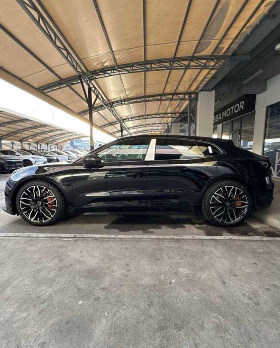 Zeekr 001 Z sport 15.600$ 2mator polniy privod