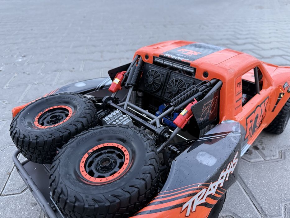 Traxxas Unlimited Desert Racer