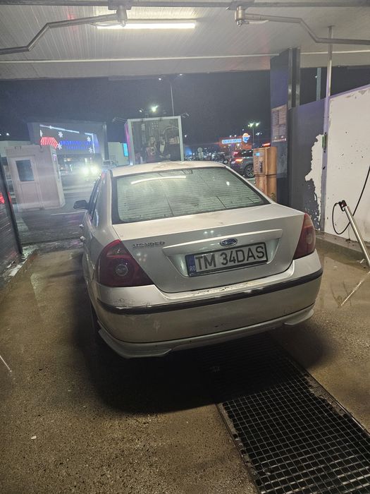 Vand sau schimb ford mondeo cu diverse