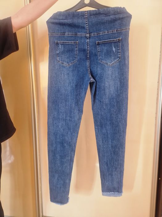 Продам джинсы для беременных