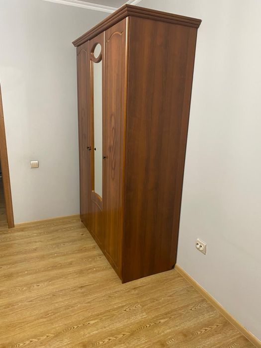 Срочно продам кровать со шкафом