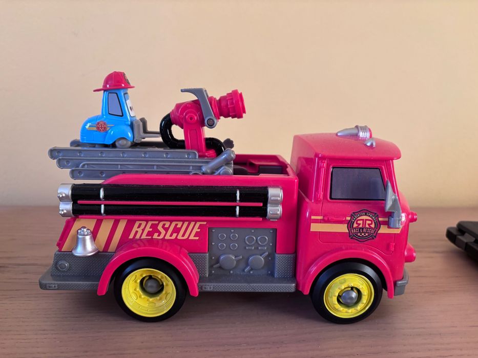 CARS Оригинална Матю кола пожарна