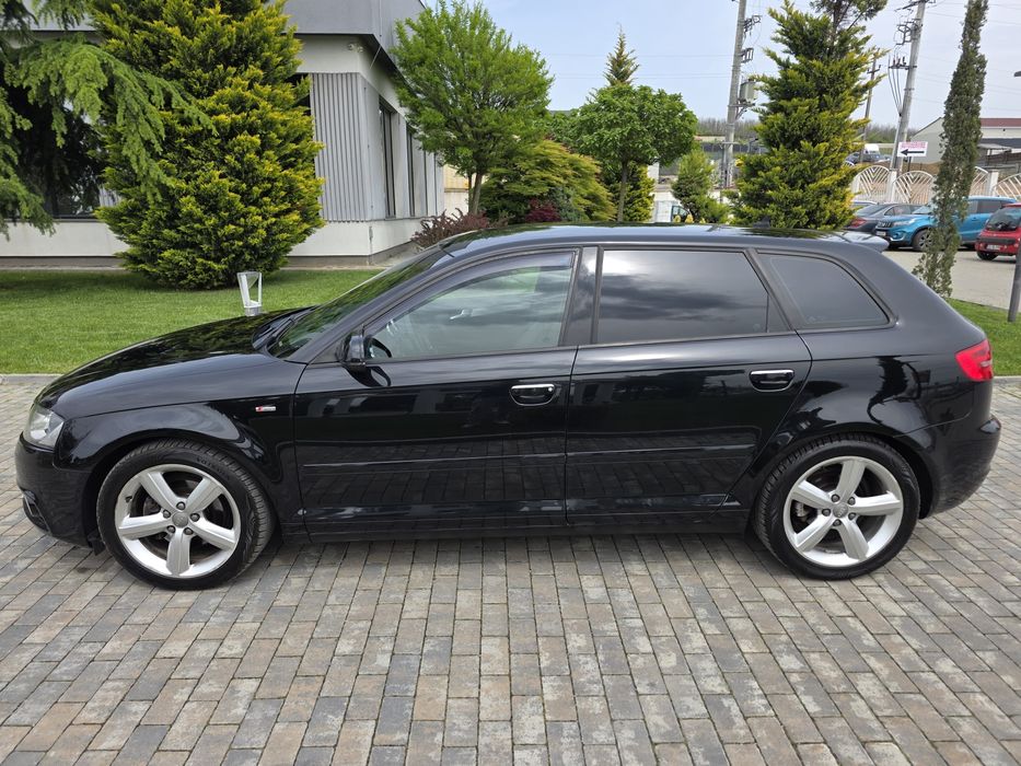 AUDI A3 # 3 x Sline # 1.4 Benzina 122cp # EURO 5 # CUTIE AUTOMATA DSG II 7+1 # BiXenon # Navigatie # Semipiele # Volan Sline Tesit cu padele # BOSE