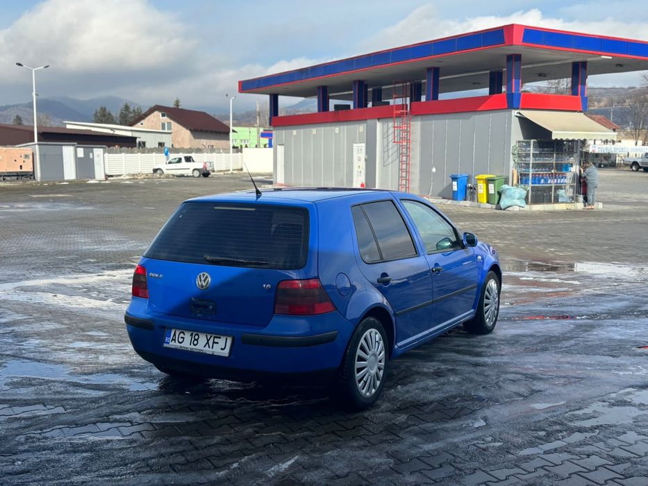 Golf 4 1.6 GPL.