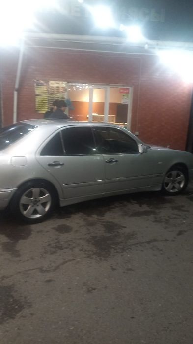 Мерседес авангарт