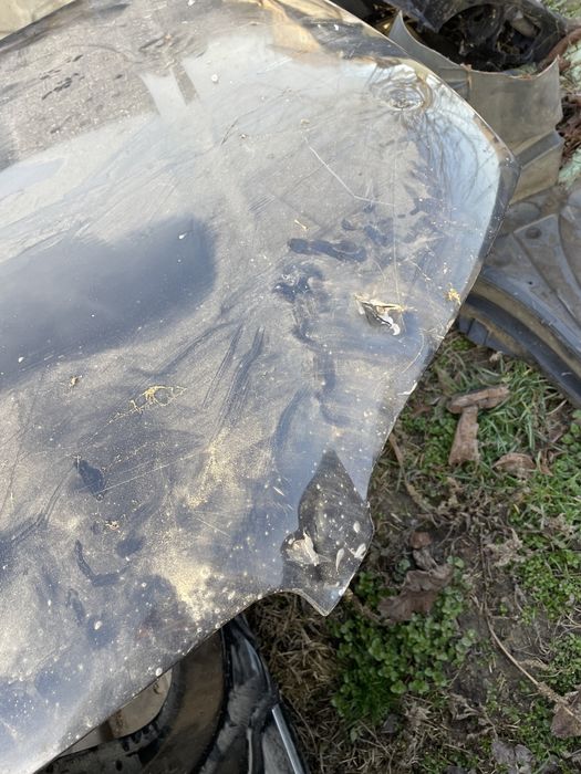 Преден капак audi a8 2003