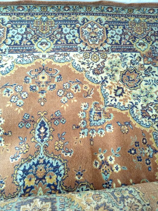 Продам ковёр 2×3 м производства СССР