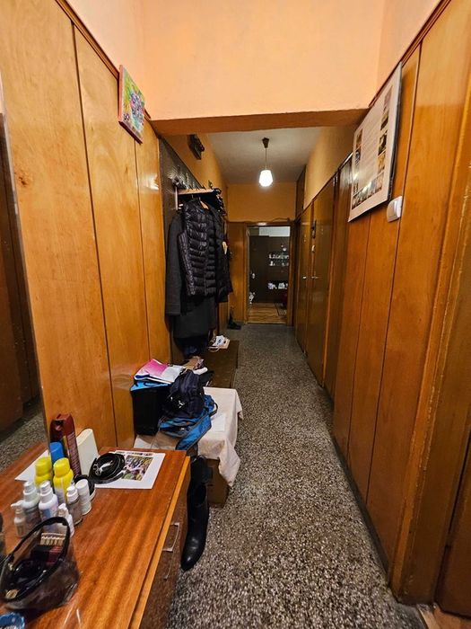 Продава се Тристаен апартамент в София, Дружба 1 - 70 кв.м за 2072 €/кв.м - Снимка #8