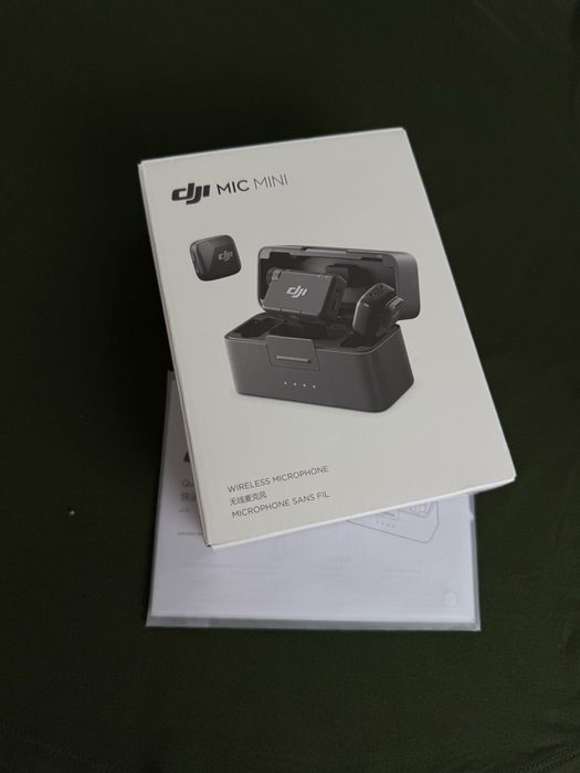 Микрофон DJI Mic Mini(2TX + 1RX + Charging Case) черный