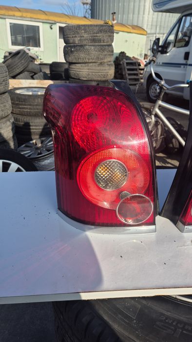 Оригинални Стопове за Тойота Авенсис Т25 комби Фейс  2006- 2009г