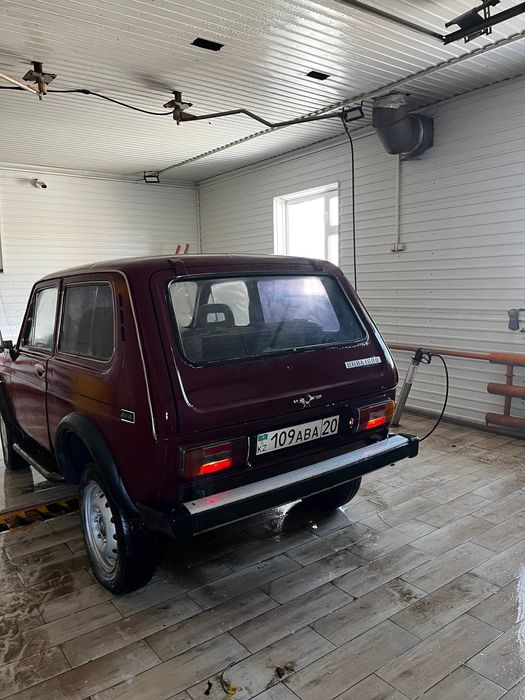 Продам ниву в средном сост