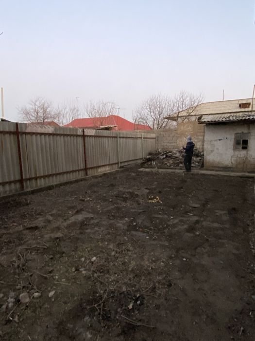 СРОЧНО! прдается участок в чирчике район ак-кавак