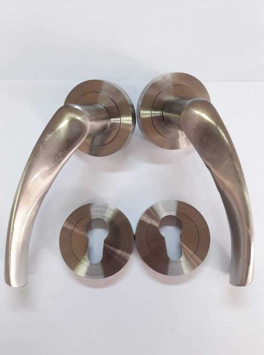 Брава за китайски интериори врати. Патрони и дръжки за китайски врати