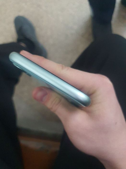 Iphone 11 tinu sastaniya nok