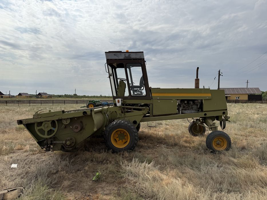 Продам комбайн-косилку Fortschritt E-303