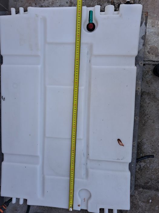 Съд за чиста вода за кемпер