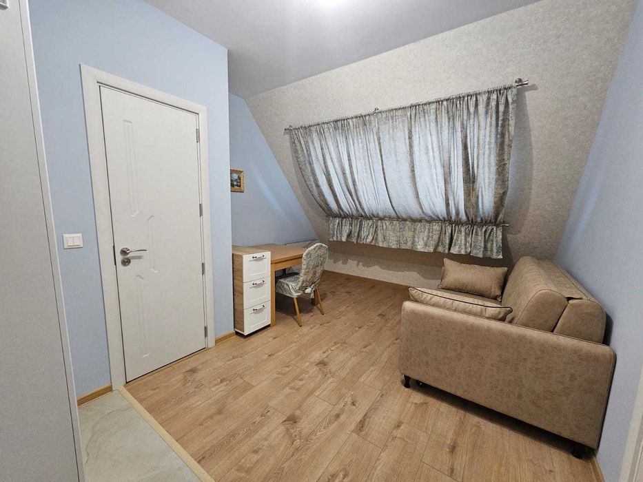 Дава се под наем Двустаен апартамент в Бургас, Възраждане - 58 кв.м за 650 € - Снимка #4