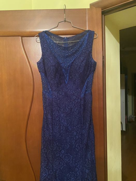 Платье вечернее