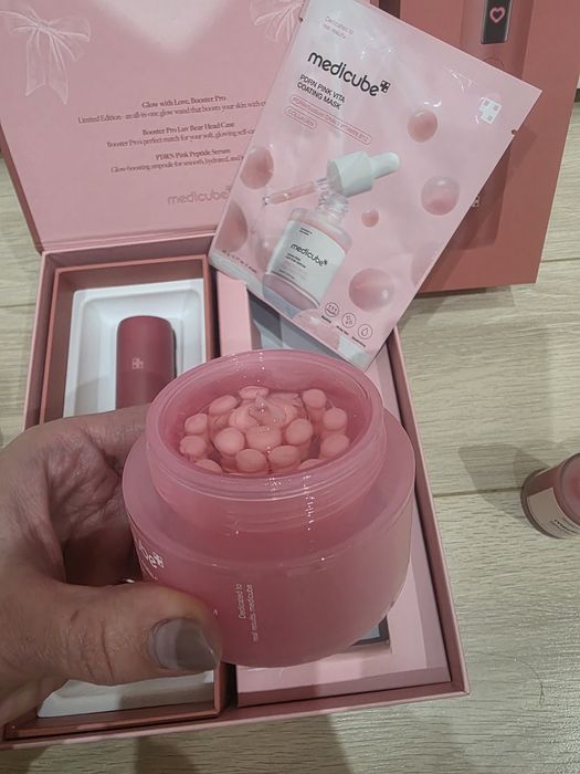 Medicube AGE-R Booster  PRO