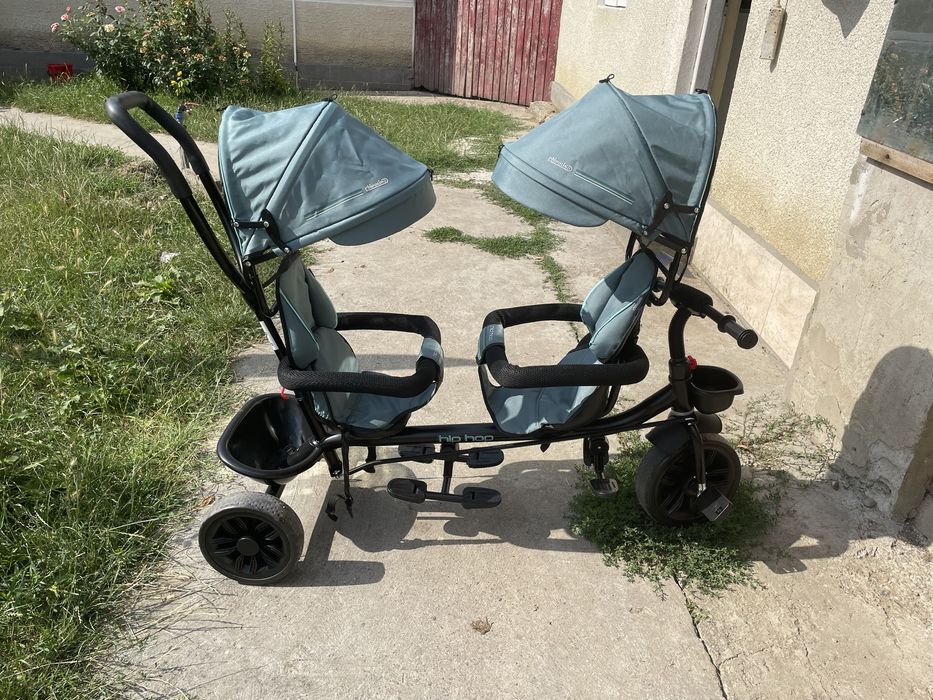 Vand tricicleta gemeni
