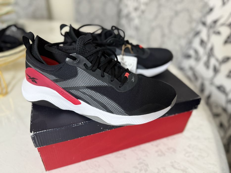 Кроссовки мужские, Reebok