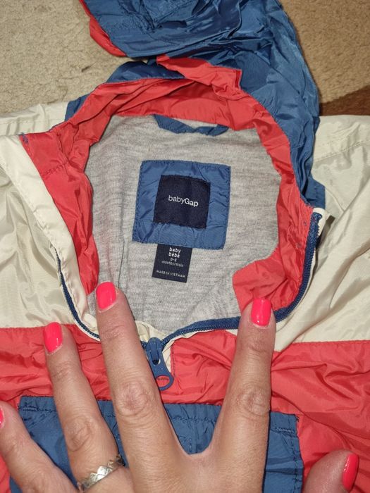 Бебешко яке Gap 0-6месеца