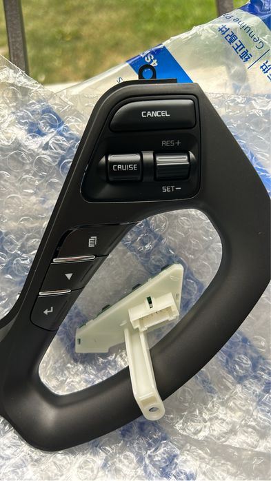 Мультируль( кнопки руля) Kia Cerato 2013-17!