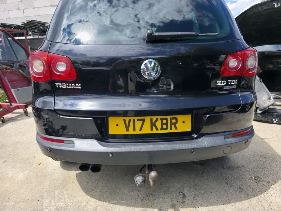 Bara Spate Tiguan LC9X cu senzori