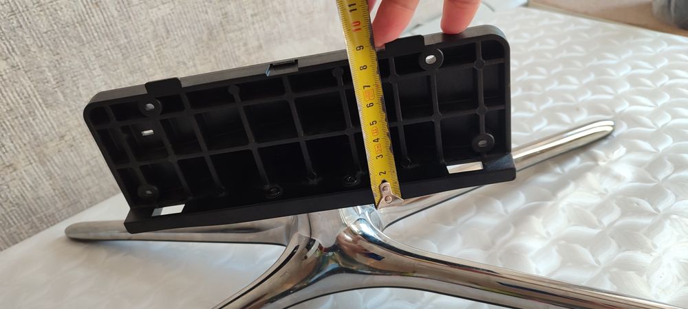 Подставка под ЖК телевизор