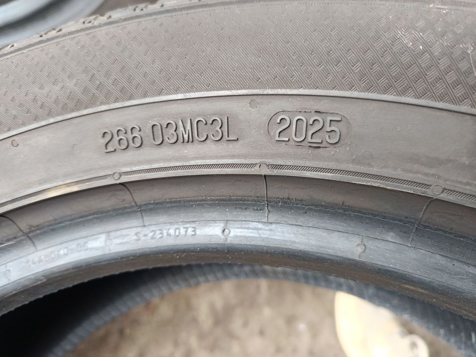 Летни гуми -2025г.-17цола-215/55-1бр.-140лв."SEMPERIT"