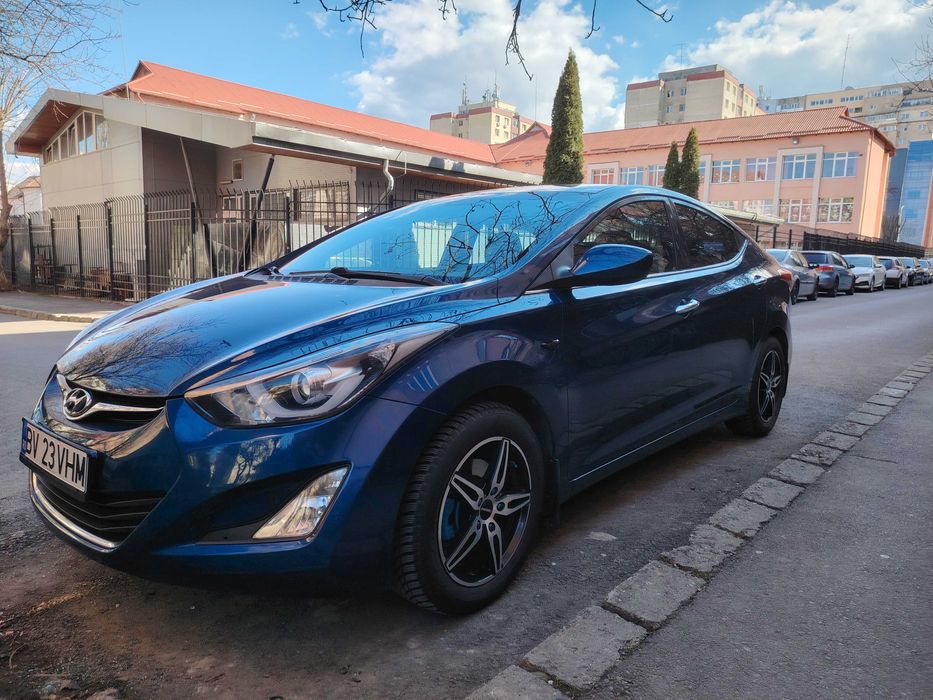 Elantra 1.6 benzină 2015