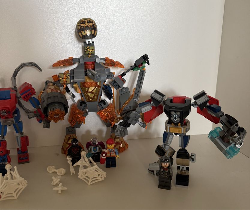 Vand 7 legouri Marvel