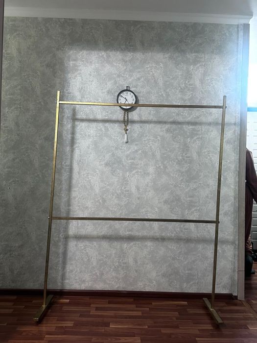 Вечалка для одежды