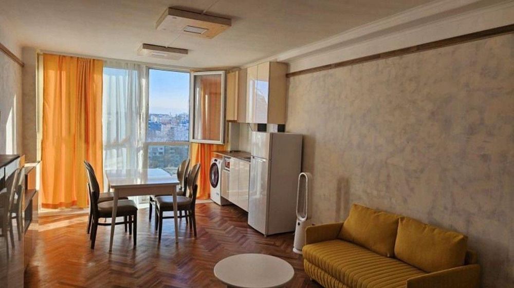 Дава се под наем Двустаен апартамент в София, Дианабад - 50 кв.м за 598.23 € - Снимка #1