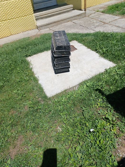 Vand 10 bucati matrite  bordura dreapta