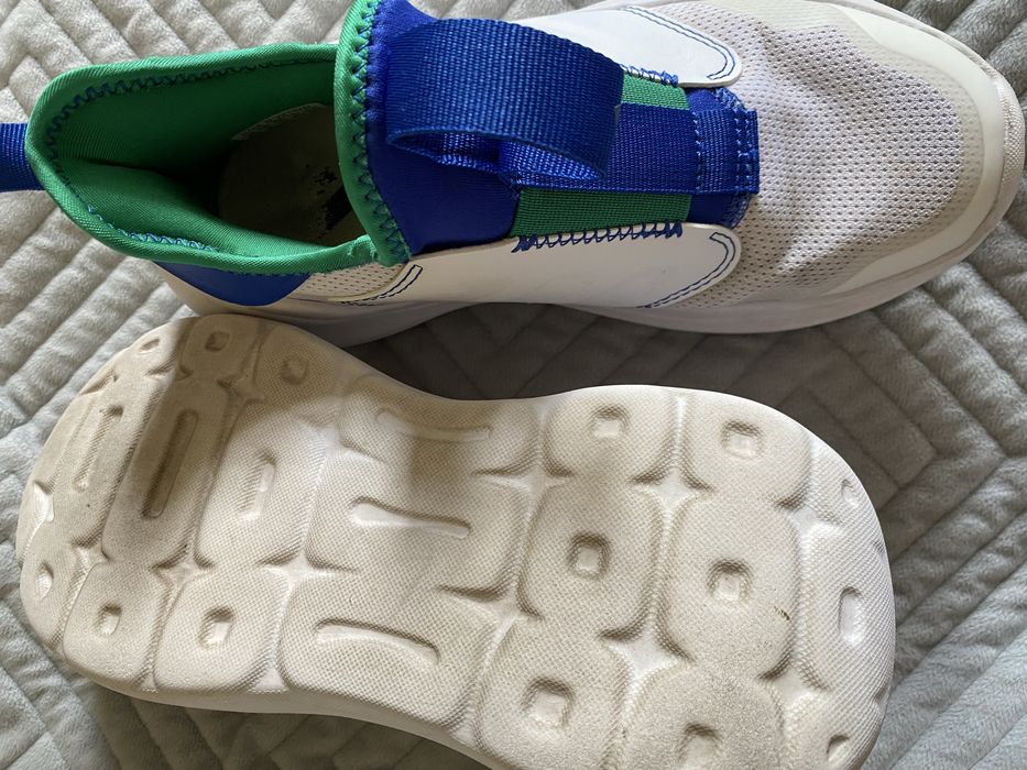 Кроссовки adidas