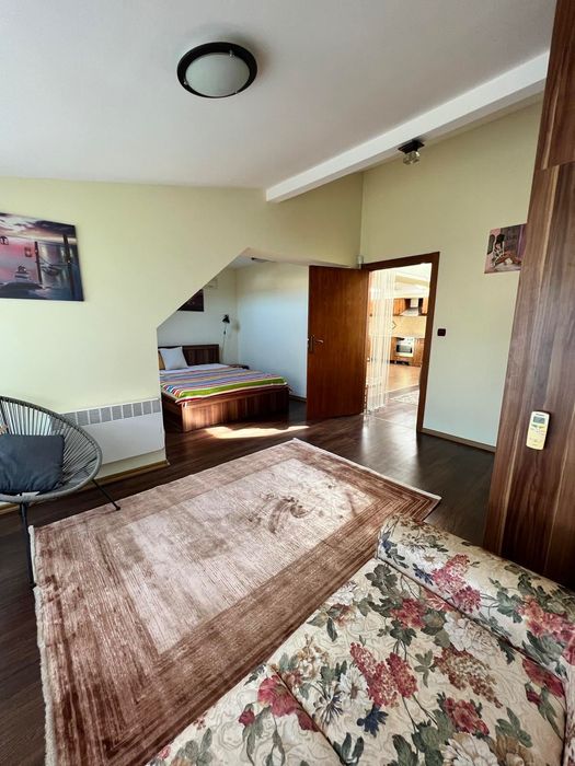 Дава се под наем Тристаен апартамент в Варна, Виница - 116 кв.м за 765 € - Снимка #16