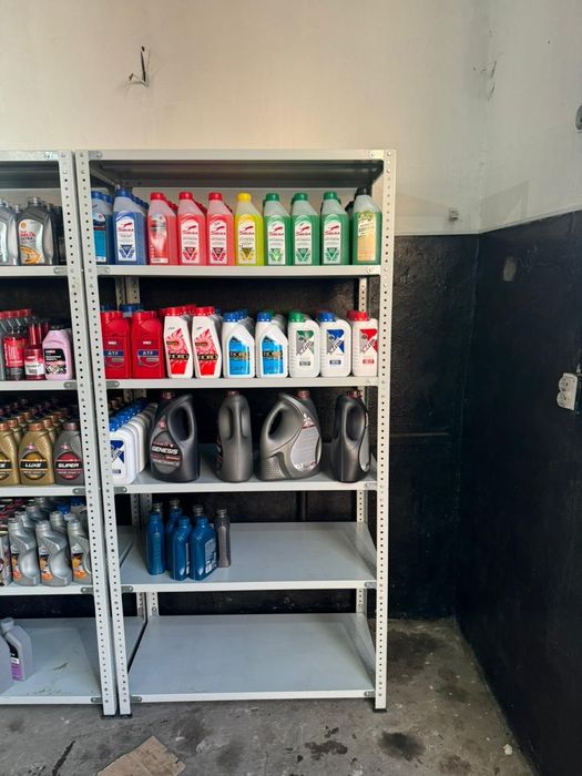 Продам витрины недорого