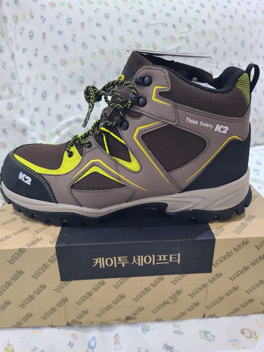 Спец обувь, ботинка строительный.