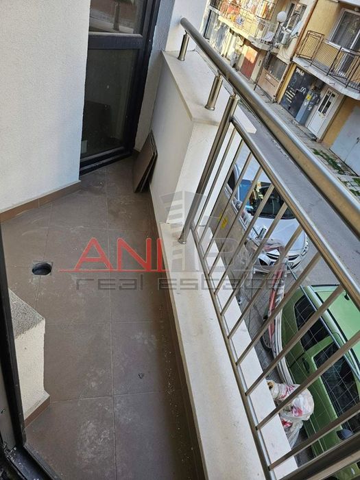 Продава се Двустаен апартамент в Варна, Колхозен пазар - 54 кв.м за 1030 €/кв.м - Снимка #2