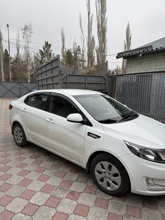 Kia Rio 2015 срочно
