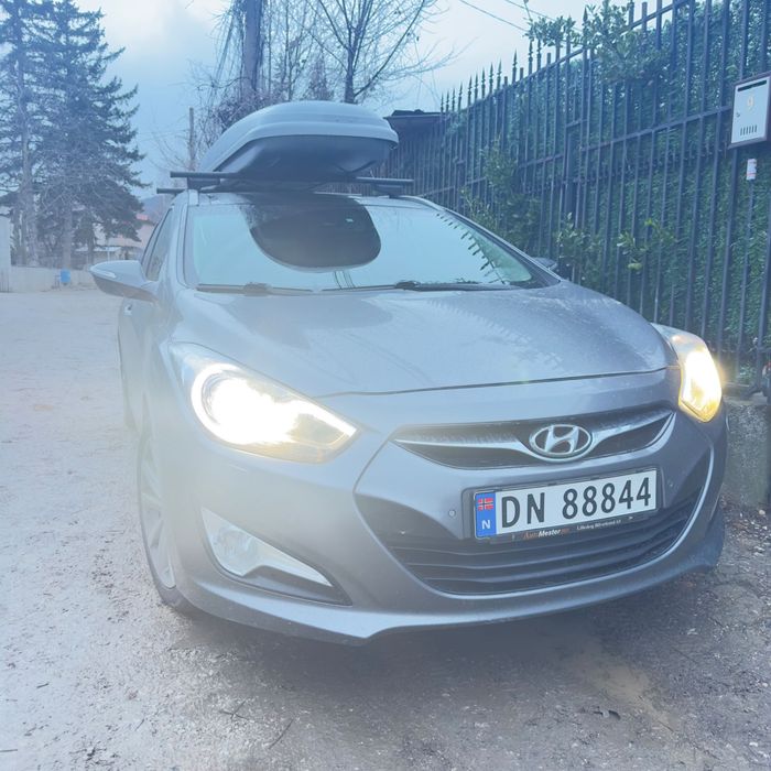 Hyundai i40 2012 год. 1.7crdi