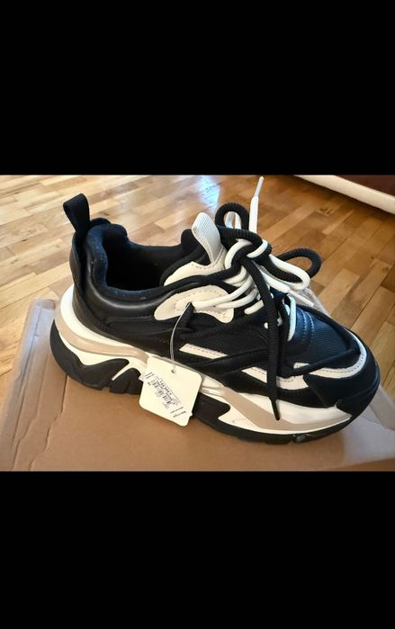 Маратонки LUFIAN