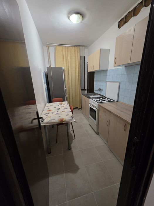 Inchiriez apartament 2 camere B-dul Ferdinand - zona Gara