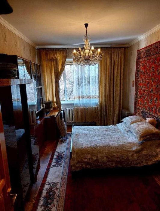 Юнусабад 12, 3/2/4 Продается не торец ор-р Метро Туркистан