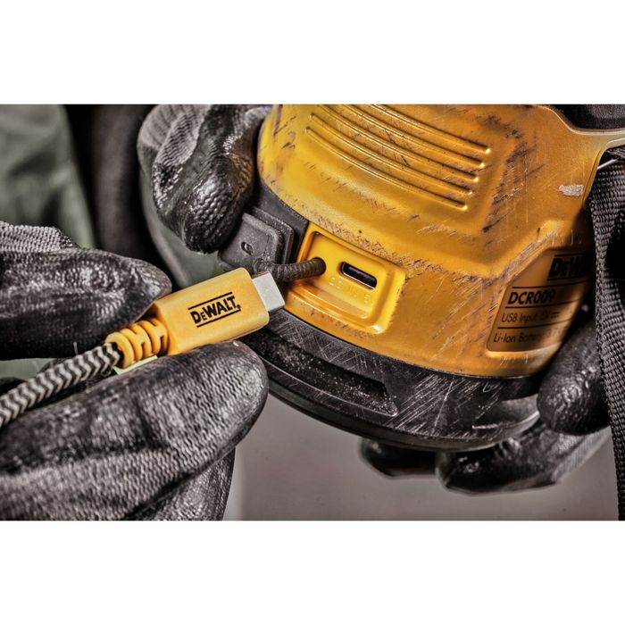 Акумулаторна тонколона DEWALT DCR009