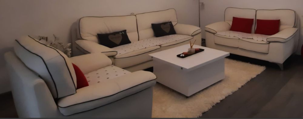 Canapea 3-2-1 noi nefolosite