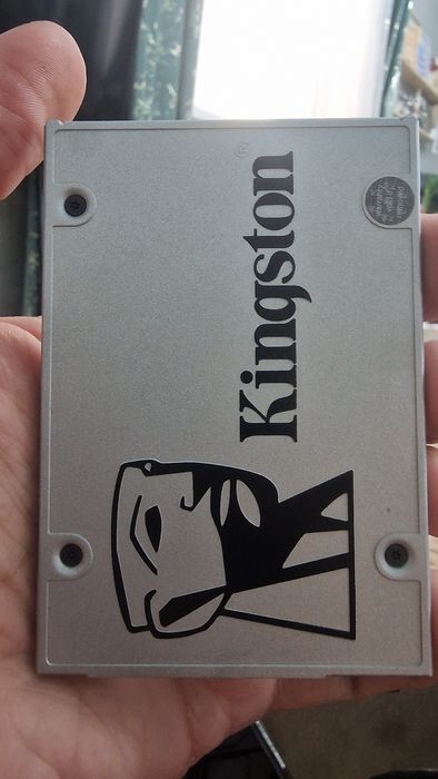 Kingston ssd 256gb. Sata