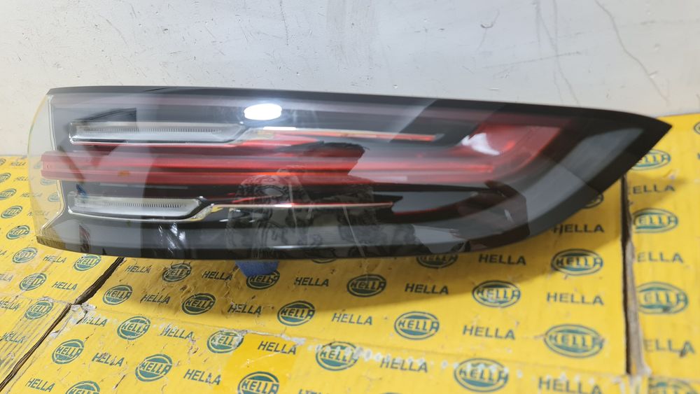 Lampa tripla stop led Porsche Cayenne 3 9y 9y0 9Y0945096M